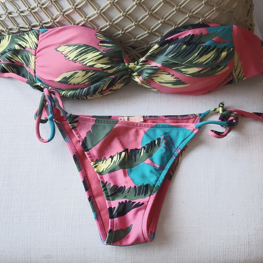 Salinas bikini